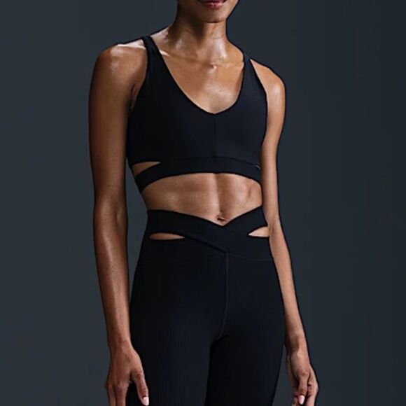 Nike Zenvy Rib Women's Light-Support Padded Sports Bra!